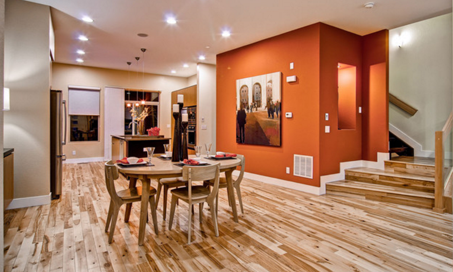 Oranžový interiér