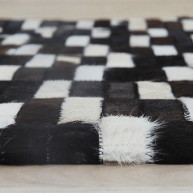 Kožený koberec 141x200 cm Kazuko TYP 06 (hovězí kůže + vzor patchwork)