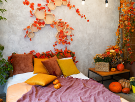 Dekorace s přírodními prvky: jak využít podzimní listí v interiéru