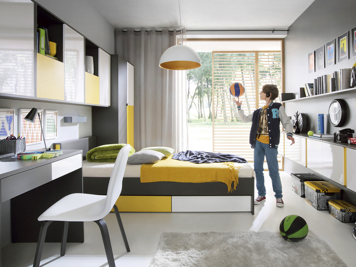 Pokoj s množstvím úložného prostoru