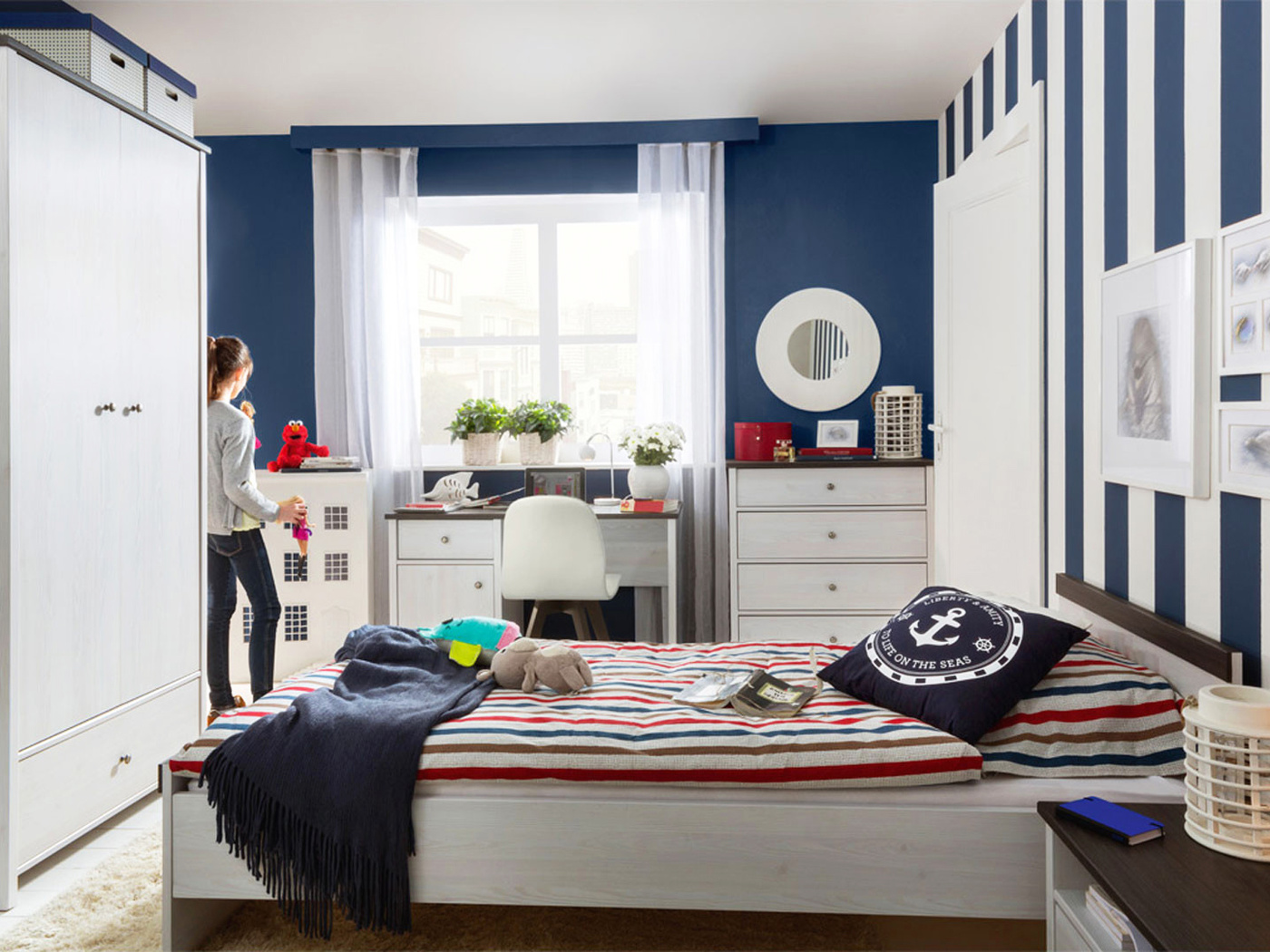 Světlý studentský pokoj