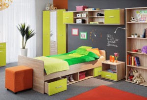 POSTEL_EMIO_TYP_04_ZELENA_OREZ