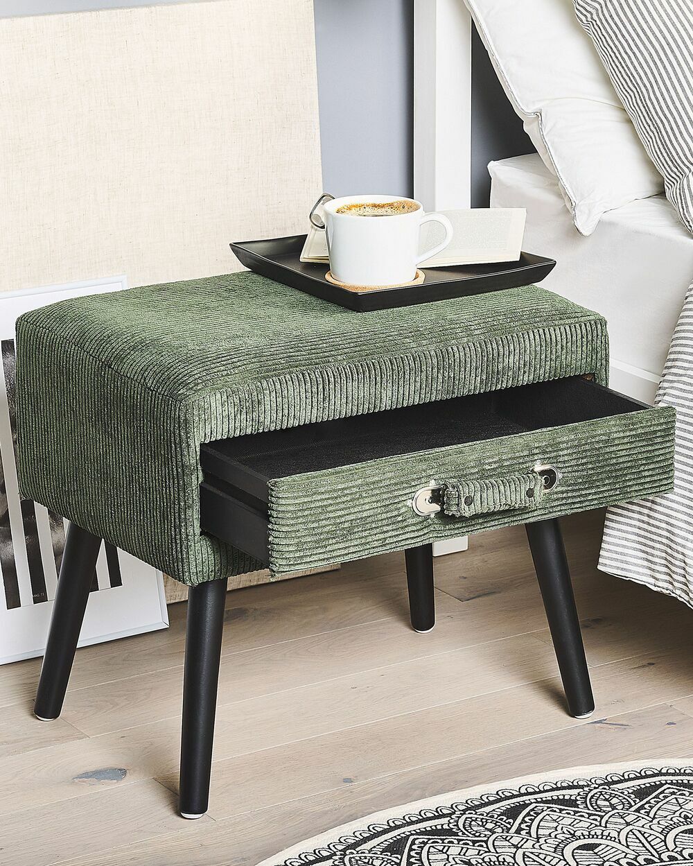 Noční stolek EUTA (zelená)