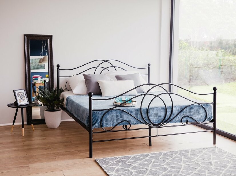 Manželská postel 160 cm LAURA (s roštem) (černá)