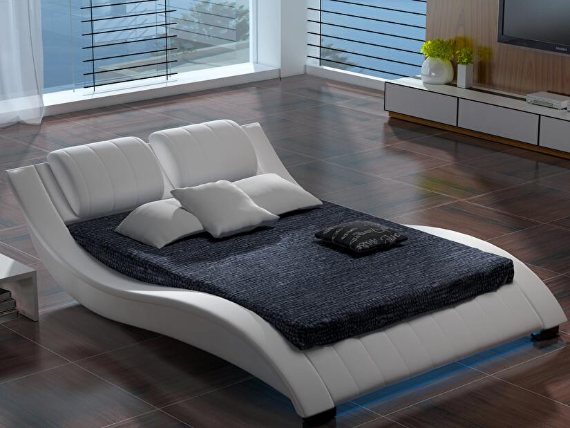 Manželská postel 160 cm Lilia 10 (s matrací a roštem)
