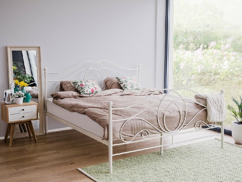 Manželská postel 180 cm LAURA (s roštem) (bílá)