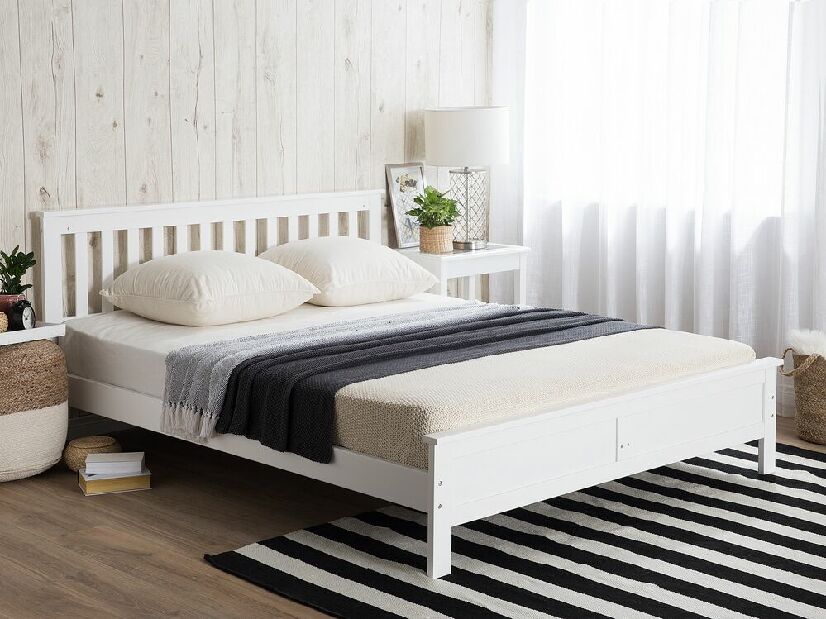 Manželská postel 140 cm MAYA (s roštem) (bílá)