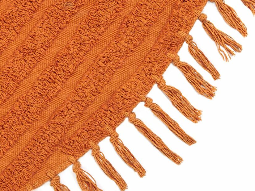 Koberec ⌀ 140 cm Half (oranžová)