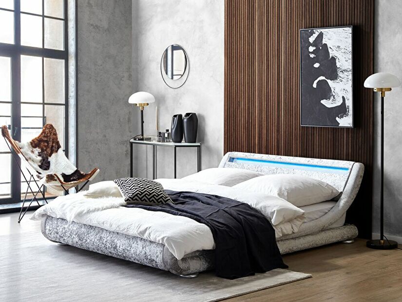 Manželská postel 160 cm AVENUE (s roštem a LED osvětlením) (stříbrná sametová)