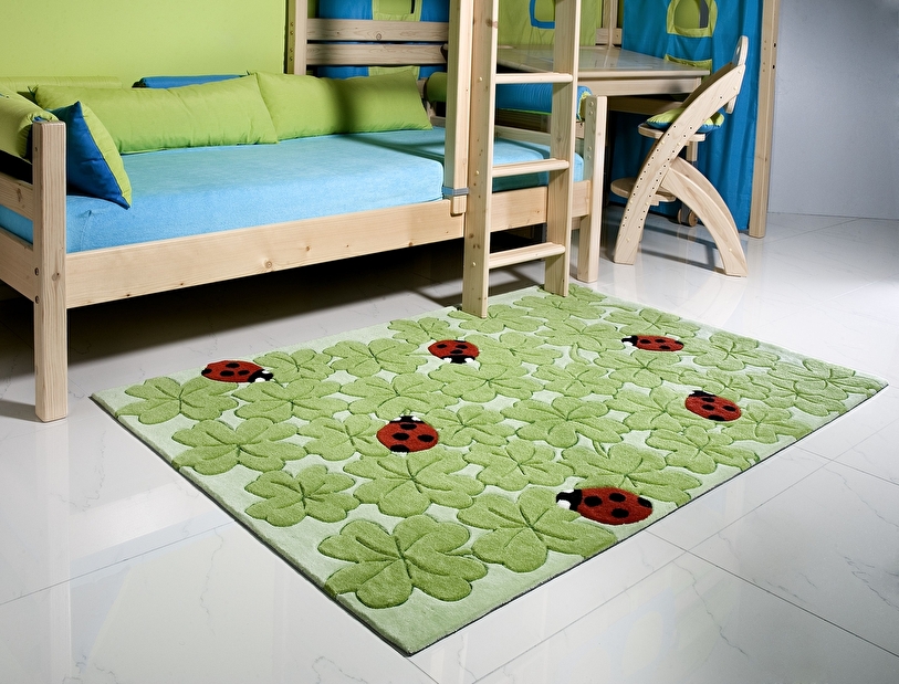 Ručně všívaný koberec (tuftovaný) Bakero Kids Ladybug Green