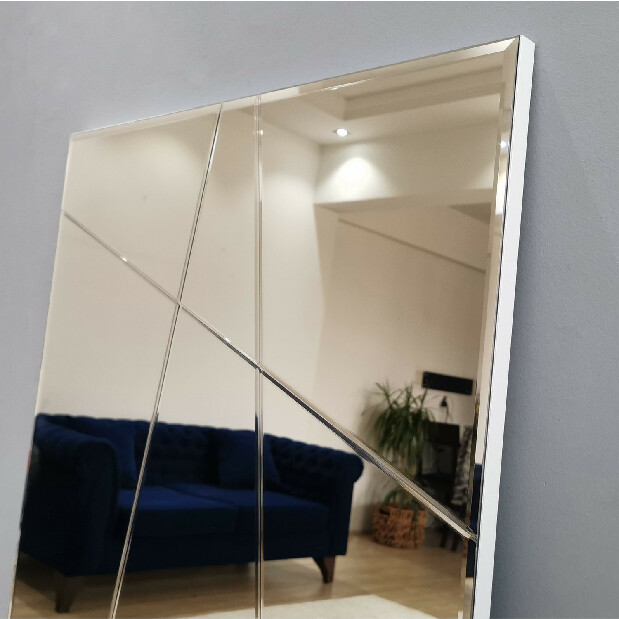 Zrcadlo Nesta (Stříbrná)