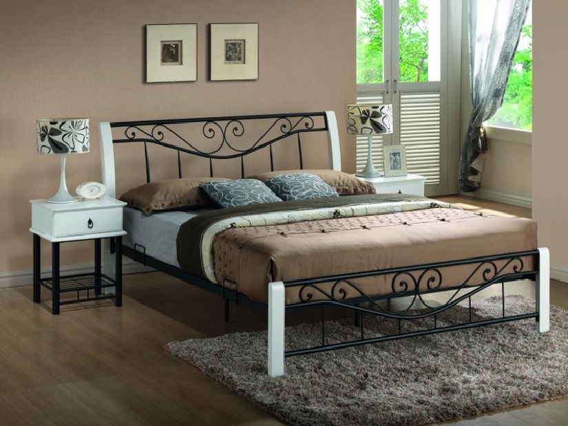 Manželská postel 160 cm Parma (s roštem) *výprodej