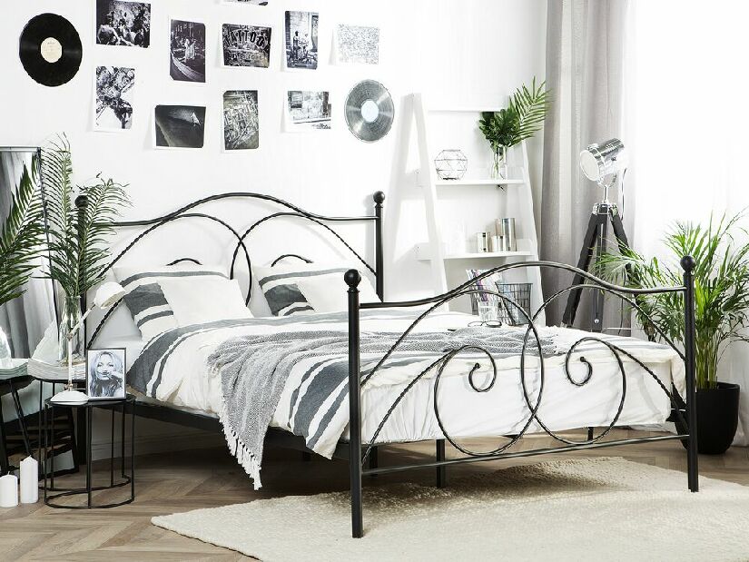 Manželská postel 180 cm DIROU (s roštem) (černá) *výprodej