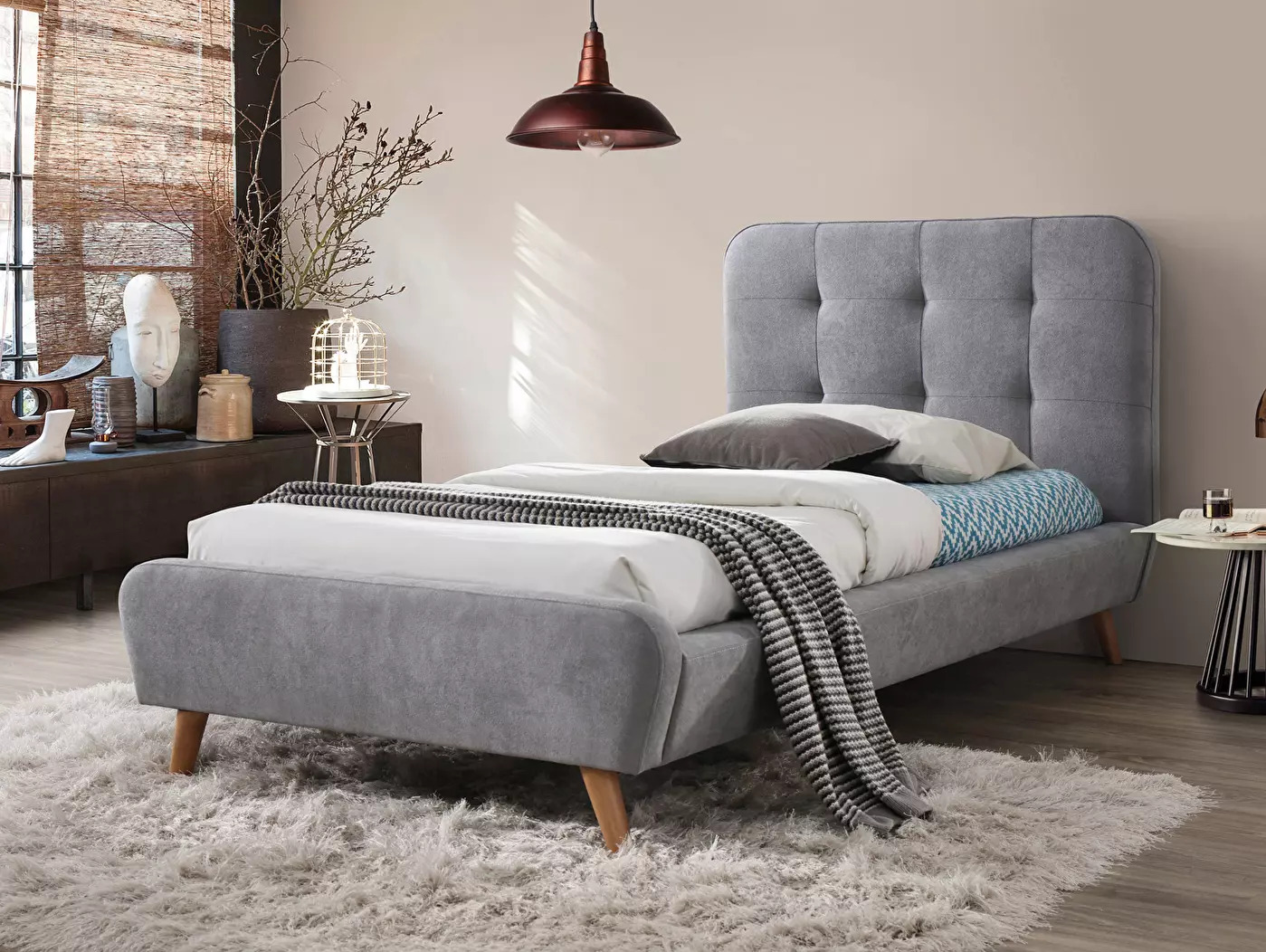 S úložným priestorom picture 0