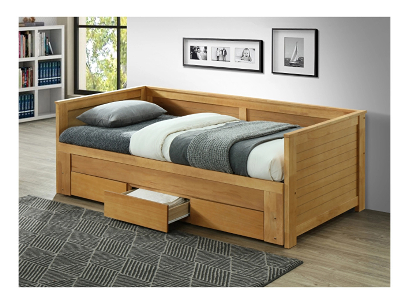 S opierkami picture 0