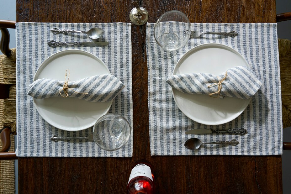 Prestieranie (4 kusy) Asir Raymondi