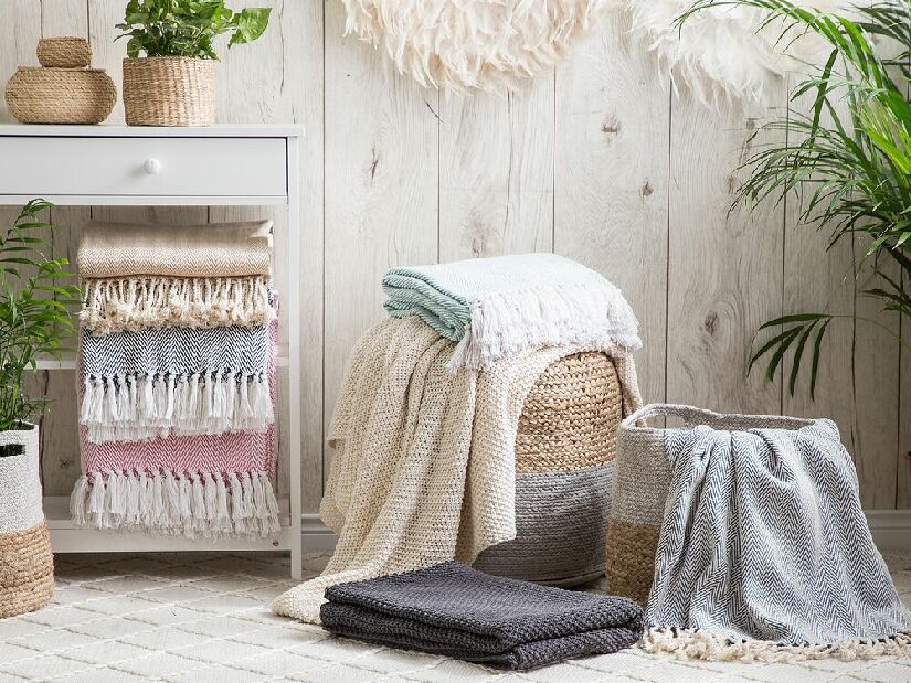 Deka 180x130 cm AKANA (textil) (šedá)