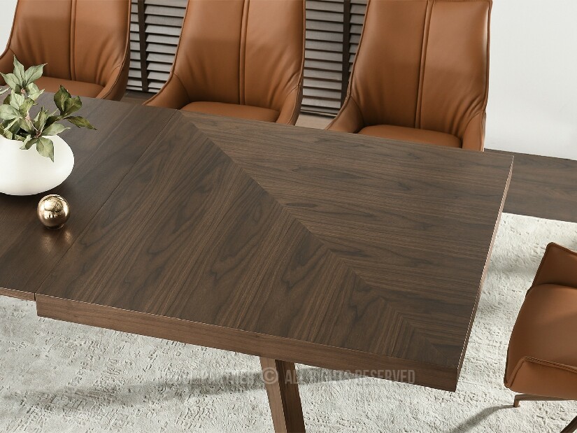 Jídelní stůl Nadador (ořech)