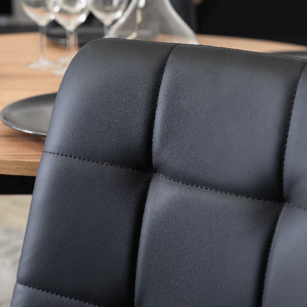 Jídelní židle Derecho (černá)