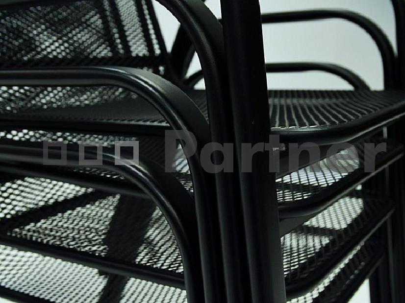 Zahradní sestava Gardena I. 1+4 (Kov)