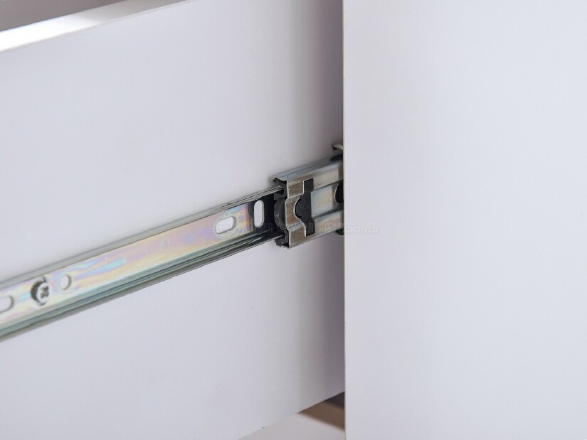 Šatní skříň Congresual C01 (bílá)