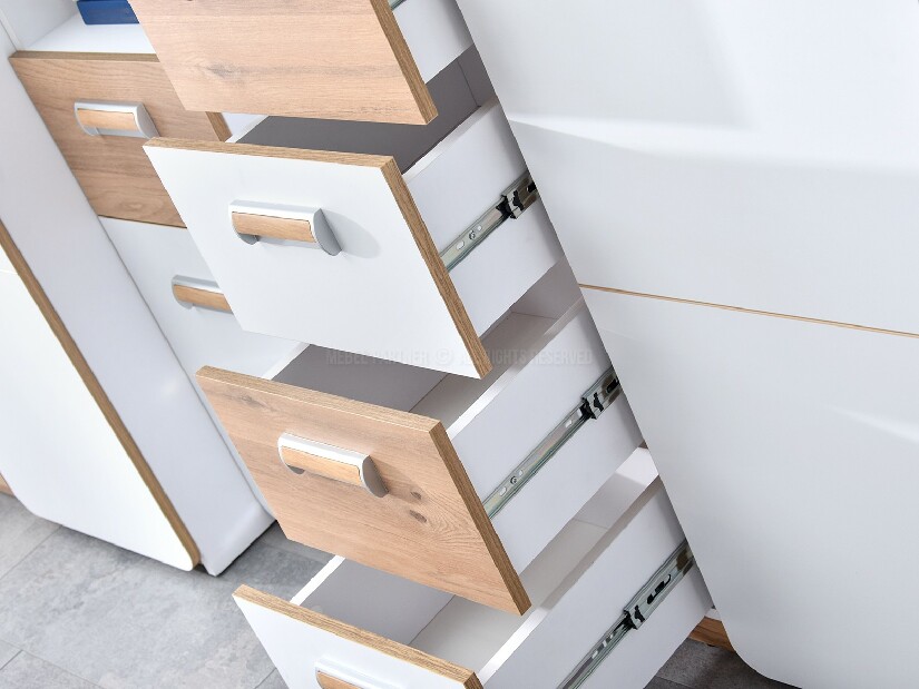 Nábytek do studentského pokoje Clerigo 05 (bílá)